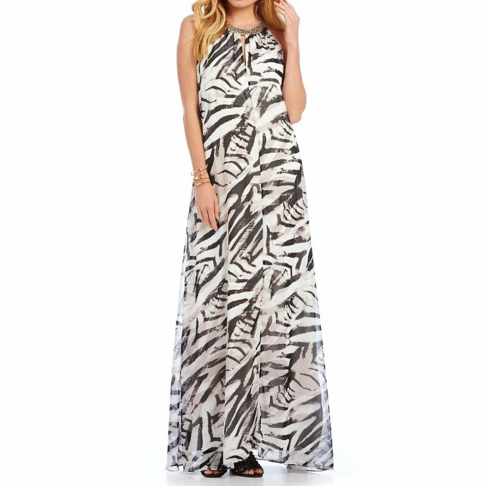Vince Camuto Printed Trapeze Maxi Dress 4